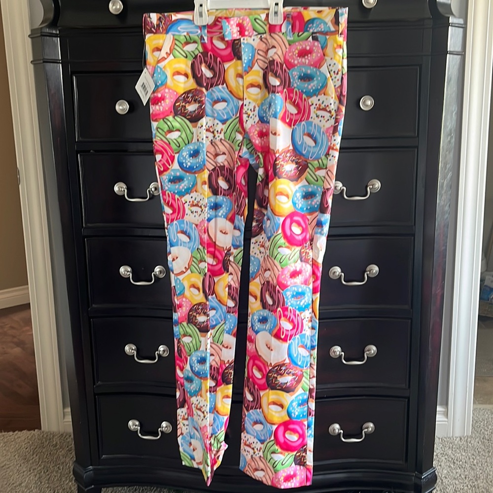 Never worn Loudmouth donut golf pants